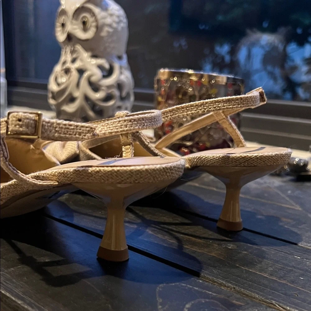 NWOB Elegant Beige Bow Slingback Heels - Picture 6 of 9